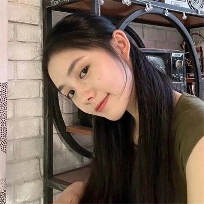 布劳涅森林的女人们